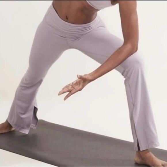 Athleta Barre Kick Flare pants, leggings, yoga, stretch, comfort, Gray, S - Picture 6 of 8